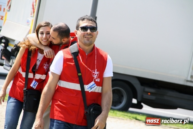 Zdjęcie w galerii na portalu naszraciborz.pl: Światowe Dni Młodzieży. Pielgrzymi biorą udział w Grze Miejskiej  wiadomości z regionu