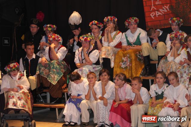 Zdjęcie w galerii na portalu naszraciborz.pl: Przy sobocie po robocie... wiadomości z regionu