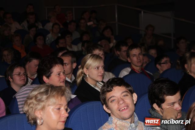 Zdjęcie w galerii na portalu naszraciborz.pl: Przy sobocie po robocie... wiadomości z regionu