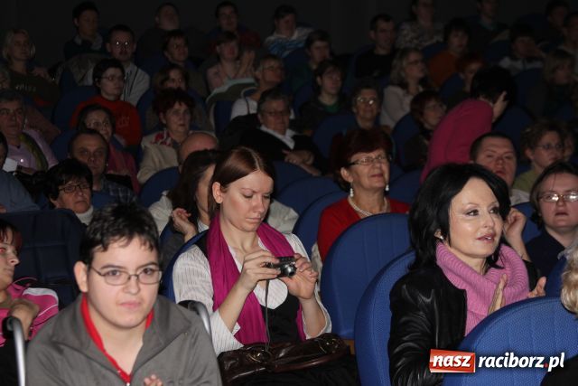 Zdjęcie w galerii na portalu naszraciborz.pl: Przy sobocie po robocie... wiadomości z regionu