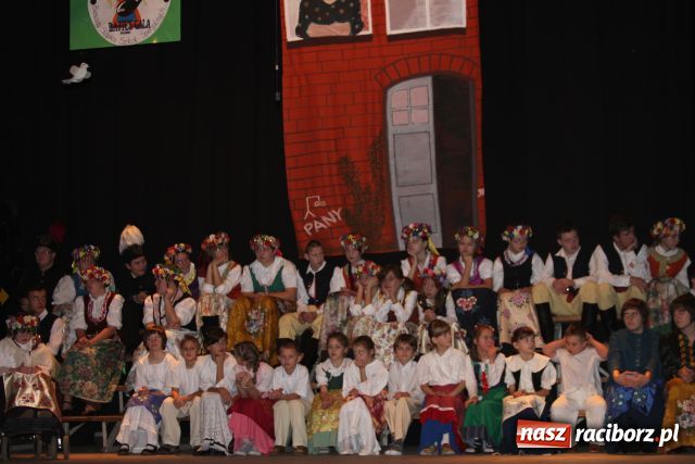 Zdjęcie w galerii na portalu naszraciborz.pl: Przy sobocie po robocie... wiadomości z regionu