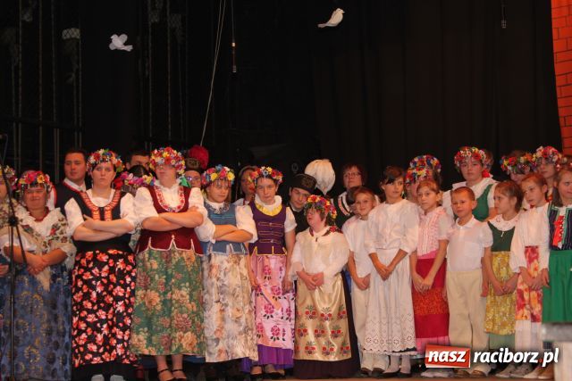 Zdjęcie w galerii na portalu naszraciborz.pl: Przy sobocie po robocie... wiadomości z regionu