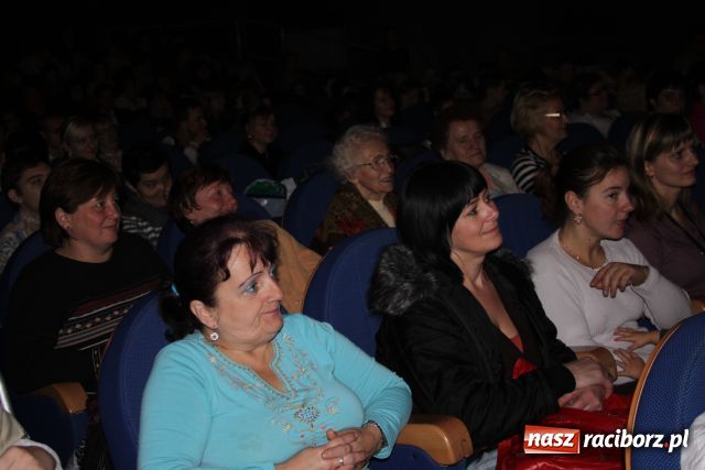 Zdjęcie w galerii na portalu naszraciborz.pl: Przy sobocie po robocie... wiadomości z regionu