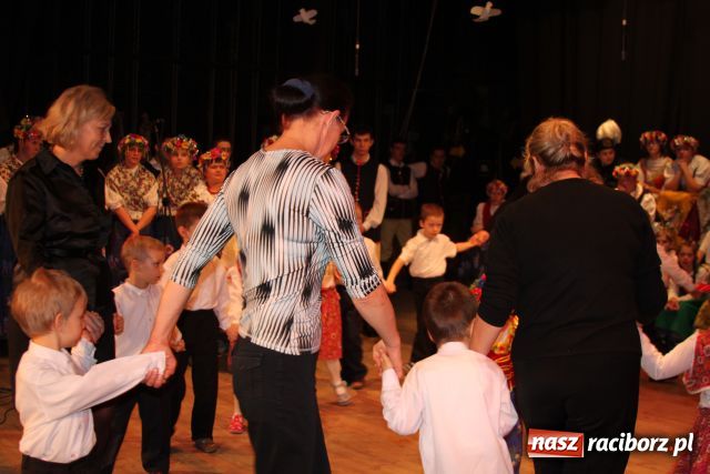 Zdjęcie w galerii na portalu naszraciborz.pl: Przy sobocie po robocie... wiadomości z regionu