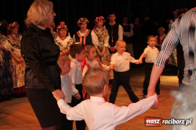 Zdjęcie w galerii na portalu naszraciborz.pl: Przy sobocie po robocie... wiadomości z regionu