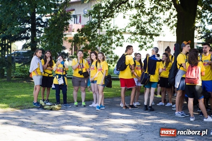 Zdjęcie w galerii na portalu naszraciborz.pl: Dekanat Pogrzebień powitał pielgrzymów Światowych Dni Młodzieży wiadomości z regionu
