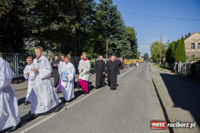 Zdjęcie w galerii na portalu naszraciborz.pl: Dekanat Pogrzebień powitał pielgrzymów Światowych Dni Młodzieży wiadomości z regionu