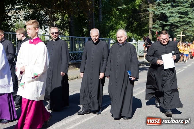 Zdjęcie w galerii na portalu naszraciborz.pl: Dekanat Pogrzebień powitał pielgrzymów Światowych Dni Młodzieży wiadomości z regionu
