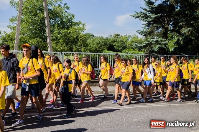 Zdjęcie w galerii na portalu naszraciborz.pl: Dekanat Pogrzebień powitał pielgrzymów Światowych Dni Młodzieży wiadomości z regionu