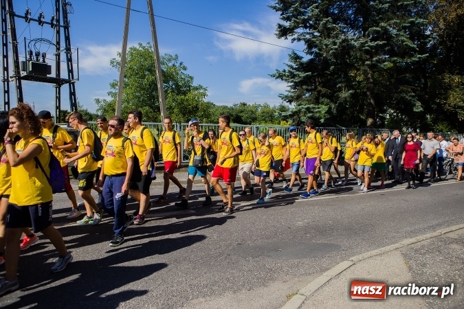 Zdjęcie w galerii na portalu naszraciborz.pl: Dekanat Pogrzebień powitał pielgrzymów Światowych Dni Młodzieży wiadomości z regionu