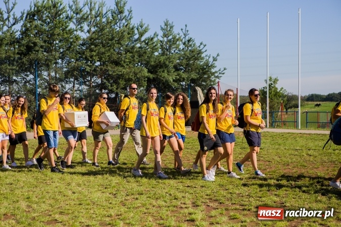 Zdjęcie w galerii na portalu naszraciborz.pl: Dekanat Pogrzebień powitał pielgrzymów Światowych Dni Młodzieży wiadomości z regionu