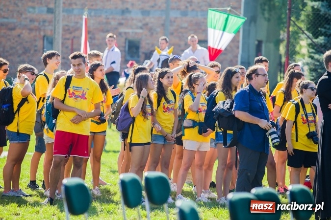 Zdjęcie w galerii na portalu naszraciborz.pl: Dekanat Pogrzebień powitał pielgrzymów Światowych Dni Młodzieży wiadomości z regionu