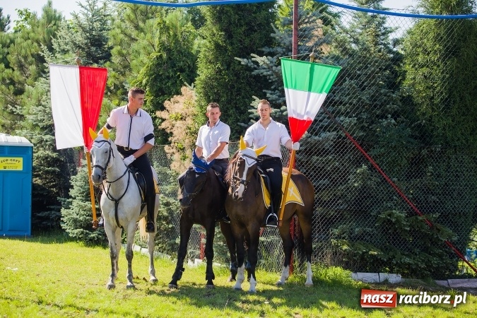 Zdjęcie w galerii na portalu naszraciborz.pl: Dekanat Pogrzebień powitał pielgrzymów Światowych Dni Młodzieży wiadomości z regionu