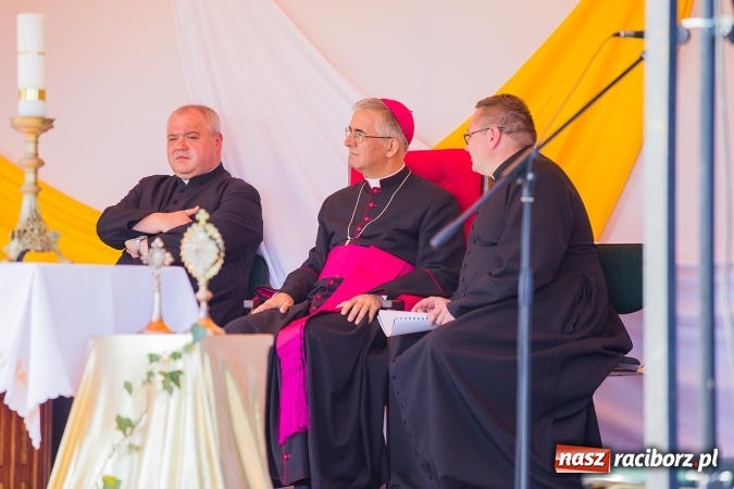 Zdjęcie w galerii na portalu naszraciborz.pl: Dekanat Pogrzebień powitał pielgrzymów Światowych Dni Młodzieży wiadomości z regionu