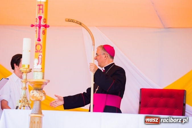 Zdjęcie w galerii na portalu naszraciborz.pl: Dekanat Pogrzebień powitał pielgrzymów Światowych Dni Młodzieży wiadomości z regionu