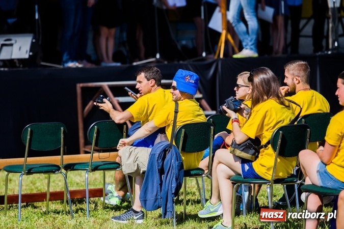 Zdjęcie w galerii na portalu naszraciborz.pl: Dekanat Pogrzebień powitał pielgrzymów Światowych Dni Młodzieży wiadomości z regionu