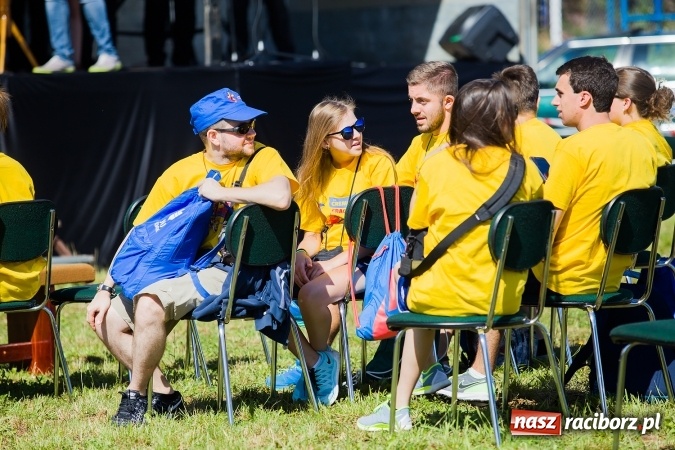 Zdjęcie w galerii na portalu naszraciborz.pl: Dekanat Pogrzebień powitał pielgrzymów Światowych Dni Młodzieży wiadomości z regionu