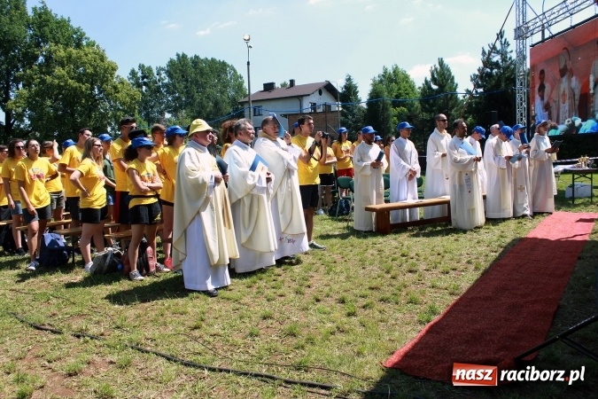 Zdjęcie w galerii na portalu naszraciborz.pl: Dekanat Pogrzebień powitał pielgrzymów Światowych Dni Młodzieży wiadomości z regionu