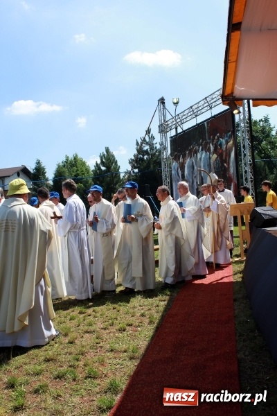 Zdjęcie w galerii na portalu naszraciborz.pl: Dekanat Pogrzebień powitał pielgrzymów Światowych Dni Młodzieży wiadomości z regionu