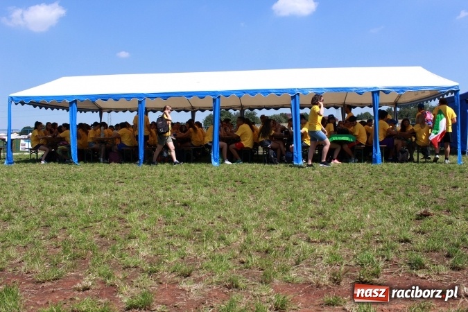 Zdjęcie w galerii na portalu naszraciborz.pl: Dekanat Pogrzebień powitał pielgrzymów Światowych Dni Młodzieży wiadomości z regionu
