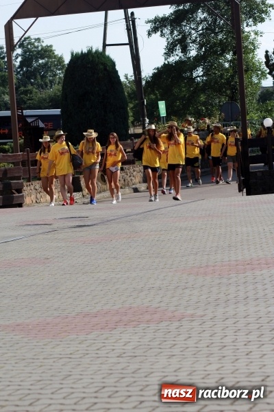 Zdjęcie w galerii na portalu naszraciborz.pl: Dekanat Pogrzebień powitał pielgrzymów Światowych Dni Młodzieży wiadomości z regionu