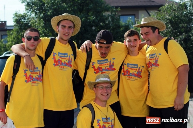 Zdjęcie w galerii na portalu naszraciborz.pl: Dekanat Pogrzebień powitał pielgrzymów Światowych Dni Młodzieży wiadomości z regionu