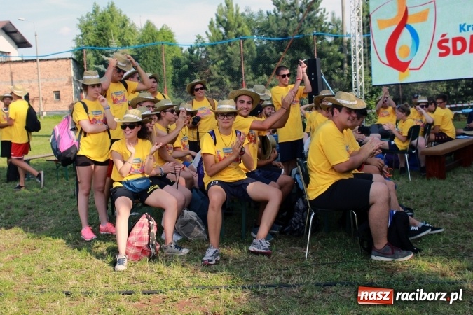 Zdjęcie w galerii na portalu naszraciborz.pl: Dekanat Pogrzebień powitał pielgrzymów Światowych Dni Młodzieży wiadomości z regionu