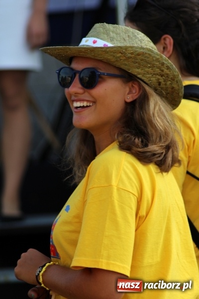 Zdjęcie w galerii na portalu naszraciborz.pl: Dekanat Pogrzebień powitał pielgrzymów Światowych Dni Młodzieży wiadomości z regionu