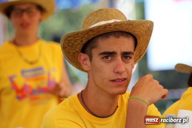 Zdjęcie w galerii na portalu naszraciborz.pl: Dekanat Pogrzebień powitał pielgrzymów Światowych Dni Młodzieży wiadomości z regionu