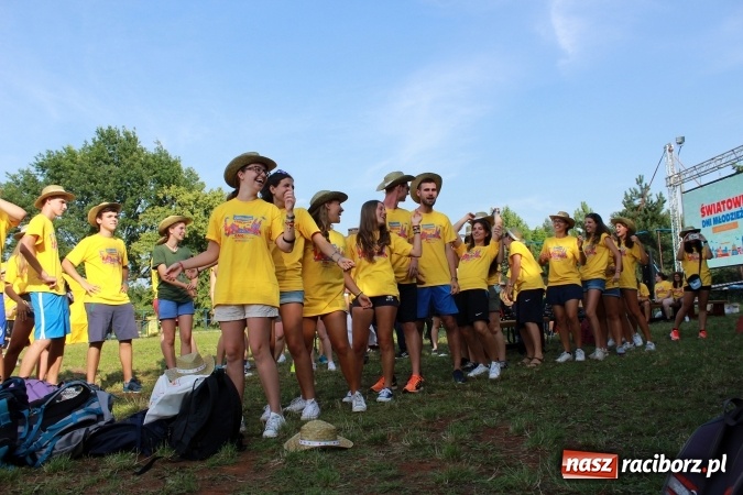 Zdjęcie w galerii na portalu naszraciborz.pl: Dekanat Pogrzebień powitał pielgrzymów Światowych Dni Młodzieży wiadomości z regionu