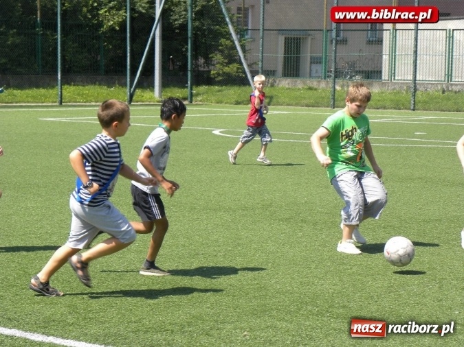 Zdjęcie w galerii na portalu naszraciborz.pl: Podróż do Krainy Czarów z raciborską biblioteką wiadomości z regionu