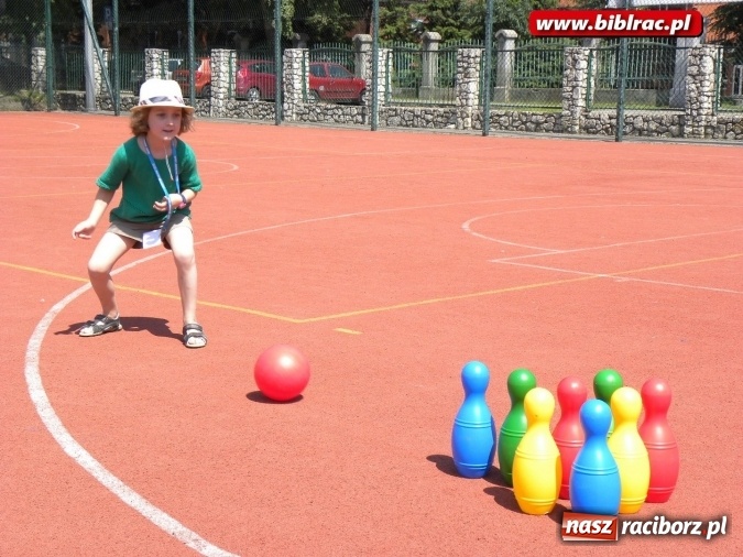 Zdjęcie w galerii na portalu naszraciborz.pl: Podróż do Krainy Czarów z raciborską biblioteką wiadomości z regionu