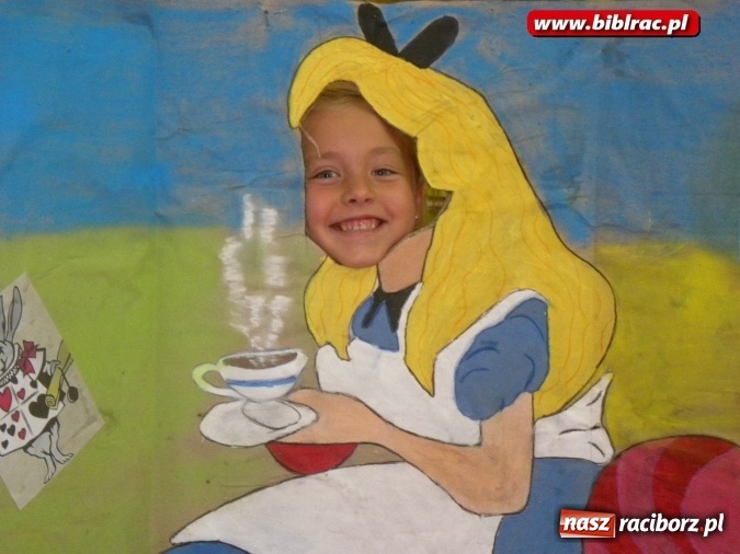 Zdjęcie w galerii na portalu naszraciborz.pl: Podróż do Krainy Czarów z raciborską biblioteką wiadomości z regionu