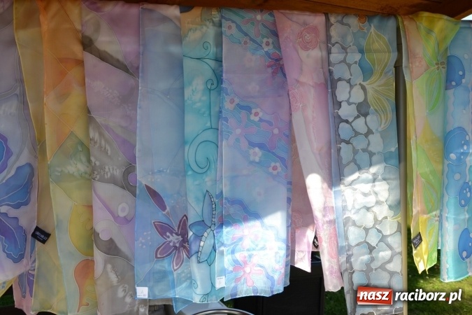 Zdjęcie w galerii na portalu naszraciborz.pl: Światowe Dni Młodzieży - obchody na Zamku Piastowskim w Raciborzu połączone z jarmarkiem wiadomości z regionu