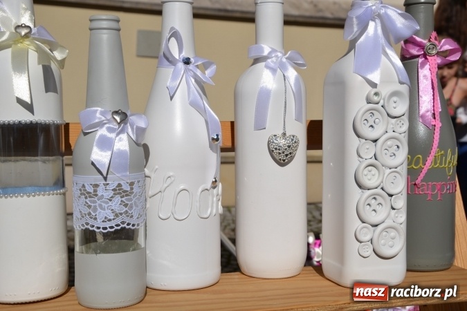 Zdjęcie w galerii na portalu naszraciborz.pl: Światowe Dni Młodzieży - obchody na Zamku Piastowskim w Raciborzu połączone z jarmarkiem wiadomości z regionu