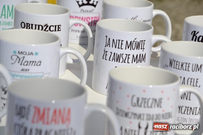 Zdjęcie w galerii na portalu naszraciborz.pl: Światowe Dni Młodzieży - obchody na Zamku Piastowskim w Raciborzu połączone z jarmarkiem wiadomości z regionu