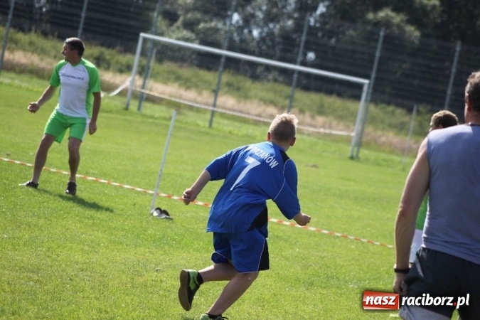 Zdjęcie w galerii na portalu naszraciborz.pl: Włosko-polskie zmagania schlagballowe w Cyprzanowie wiadomości z regionu