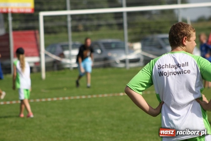 Zdjęcie w galerii na portalu naszraciborz.pl: Włosko-polskie zmagania schlagballowe w Cyprzanowie wiadomości z regionu