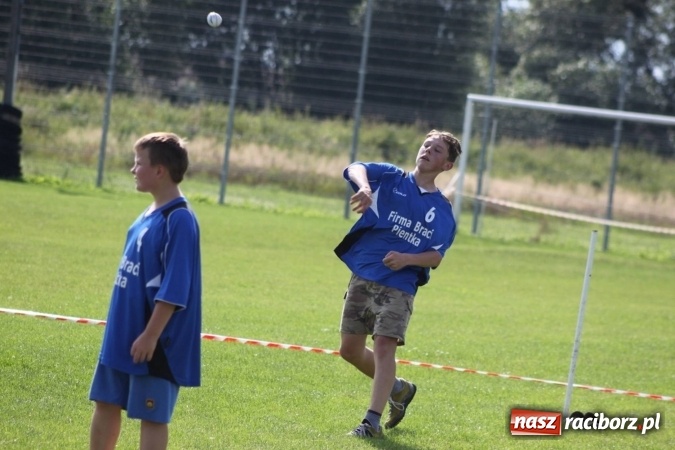 Zdjęcie w galerii na portalu naszraciborz.pl: Włosko-polskie zmagania schlagballowe w Cyprzanowie wiadomości z regionu