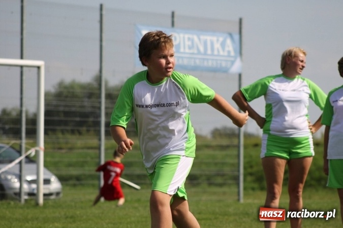 Zdjęcie w galerii na portalu naszraciborz.pl: Włosko-polskie zmagania schlagballowe w Cyprzanowie wiadomości z regionu