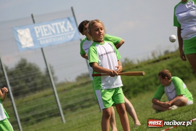 Zdjęcie w galerii na portalu naszraciborz.pl: Włosko-polskie zmagania schlagballowe w Cyprzanowie wiadomości z regionu