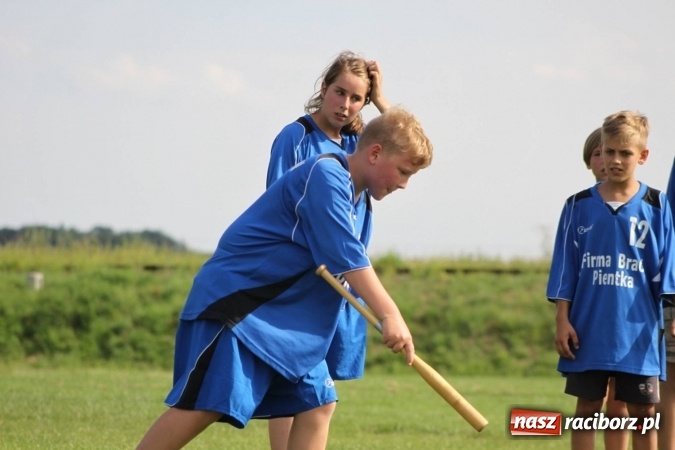 Zdjęcie w galerii na portalu naszraciborz.pl: Włosko-polskie zmagania schlagballowe w Cyprzanowie wiadomości z regionu