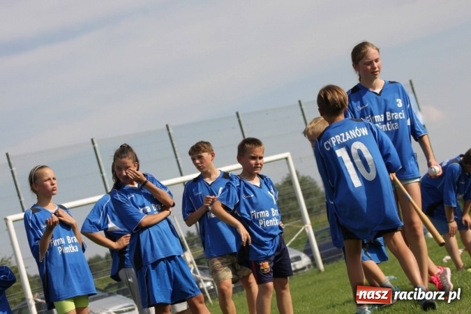 Zdjęcie w galerii na portalu naszraciborz.pl: Włosko-polskie zmagania schlagballowe w Cyprzanowie wiadomości z regionu