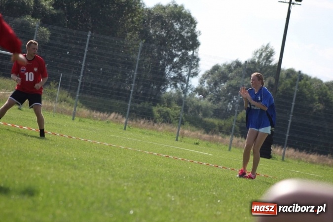 Zdjęcie w galerii na portalu naszraciborz.pl: Włosko-polskie zmagania schlagballowe w Cyprzanowie wiadomości z regionu