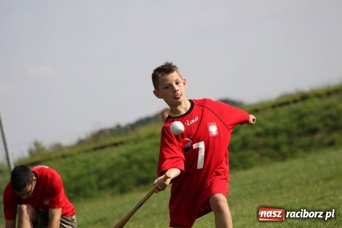 Zdjęcie w galerii na portalu naszraciborz.pl: Włosko-polskie zmagania schlagballowe w Cyprzanowie wiadomości z regionu