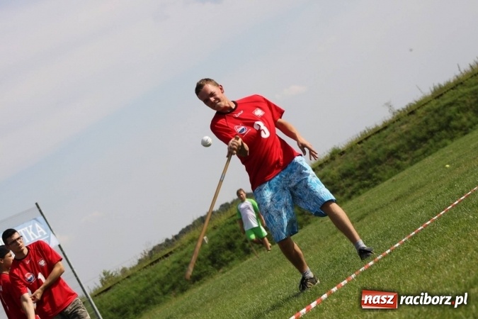 Zdjęcie w galerii na portalu naszraciborz.pl: Włosko-polskie zmagania schlagballowe w Cyprzanowie wiadomości z regionu