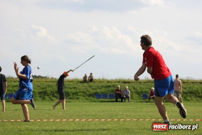 Zdjęcie w galerii na portalu naszraciborz.pl: Włosko-polskie zmagania schlagballowe w Cyprzanowie wiadomości z regionu