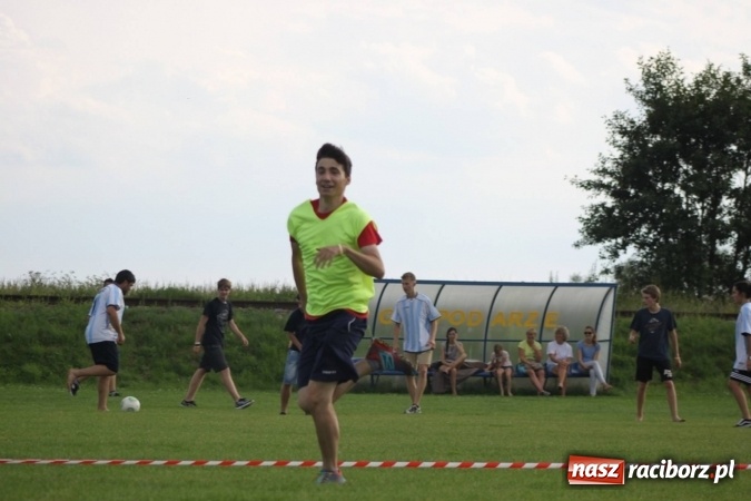 Zdjęcie w galerii na portalu naszraciborz.pl: Włosko-polskie zmagania schlagballowe w Cyprzanowie wiadomości z regionu