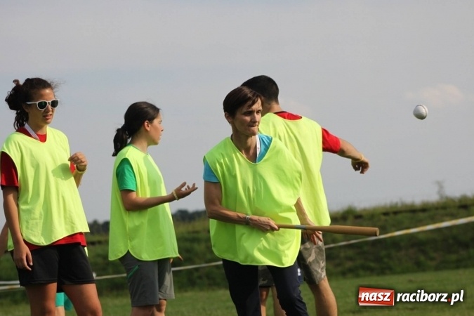 Zdjęcie w galerii na portalu naszraciborz.pl: Włosko-polskie zmagania schlagballowe w Cyprzanowie wiadomości z regionu