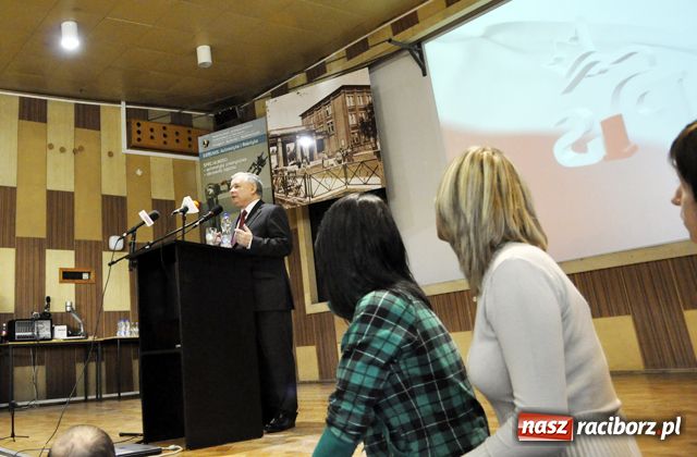 Zdjęcie w galerii na portalu naszraciborz.pl: J. Kaczyński w Raciborzu: zasadniczy spór wiadomości z regionu